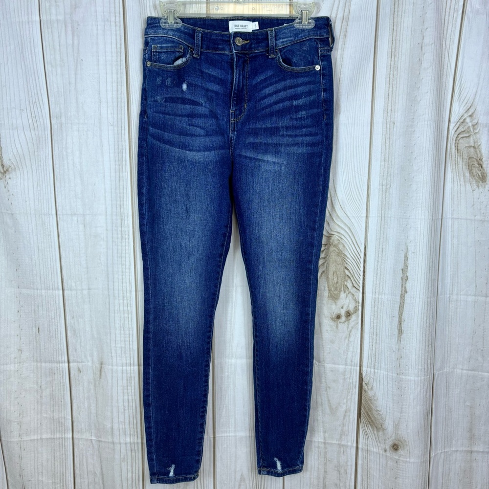 True Craft High Rise Skinny Jeans Slightly Distressed Blue Denim Pants Size 5